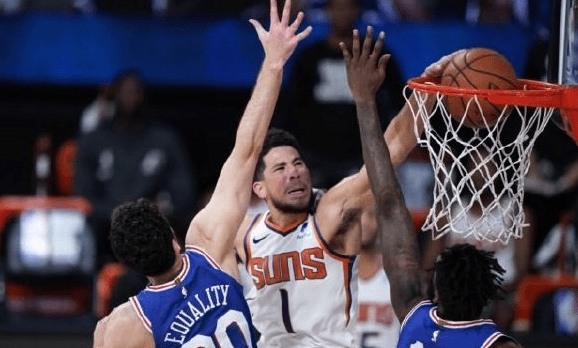 NBA季后赛激战正酣，青年军逆袭掀翻卫冕冠军